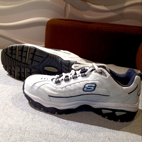 Skechers Other - Skechers Sneakers